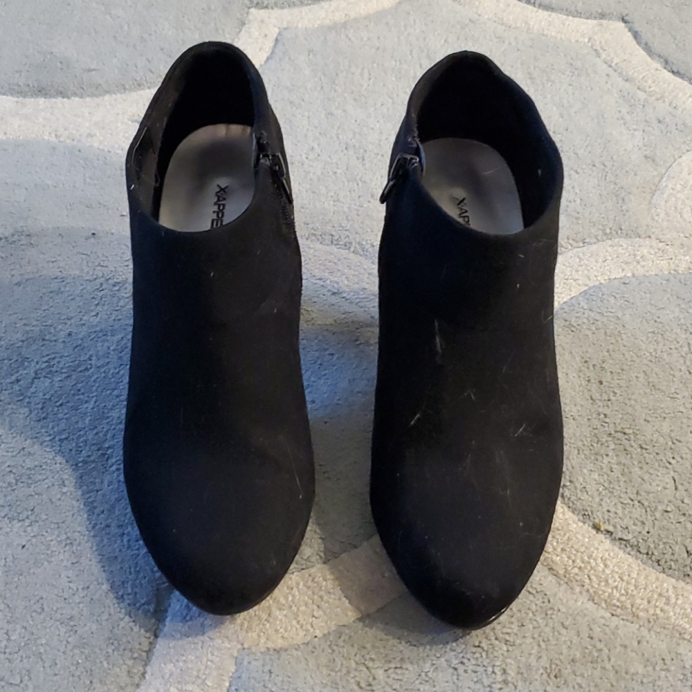 🎈- Black booties
